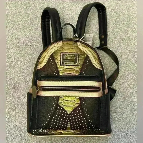 NWT Loungefly Game Of‎ Thrones Queen Cersei Armor Mini Backpack - Picture 1 of 9